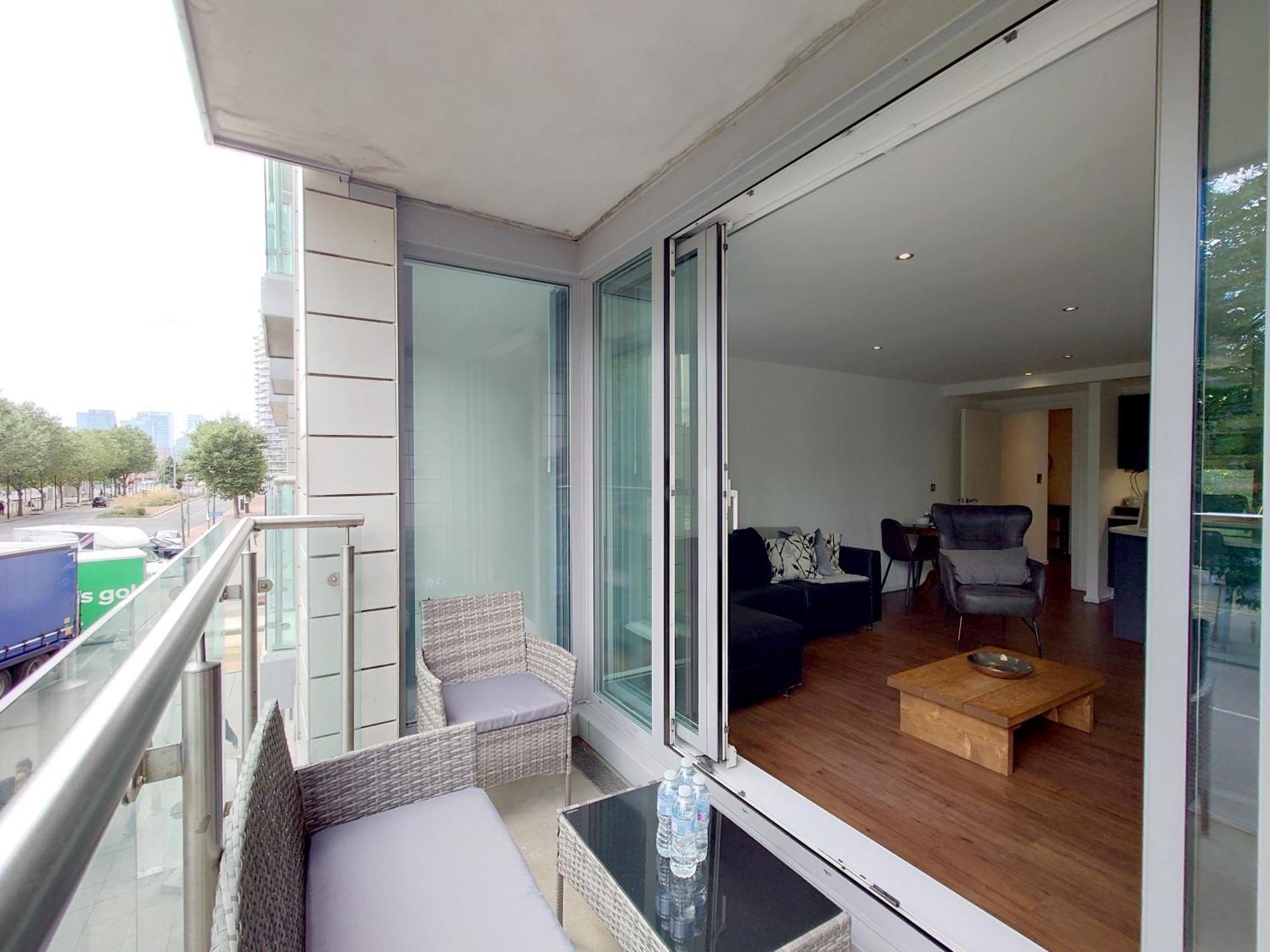 Fully Serviced Two Bed Apartment By Excel & O2 伦敦 外观 照片